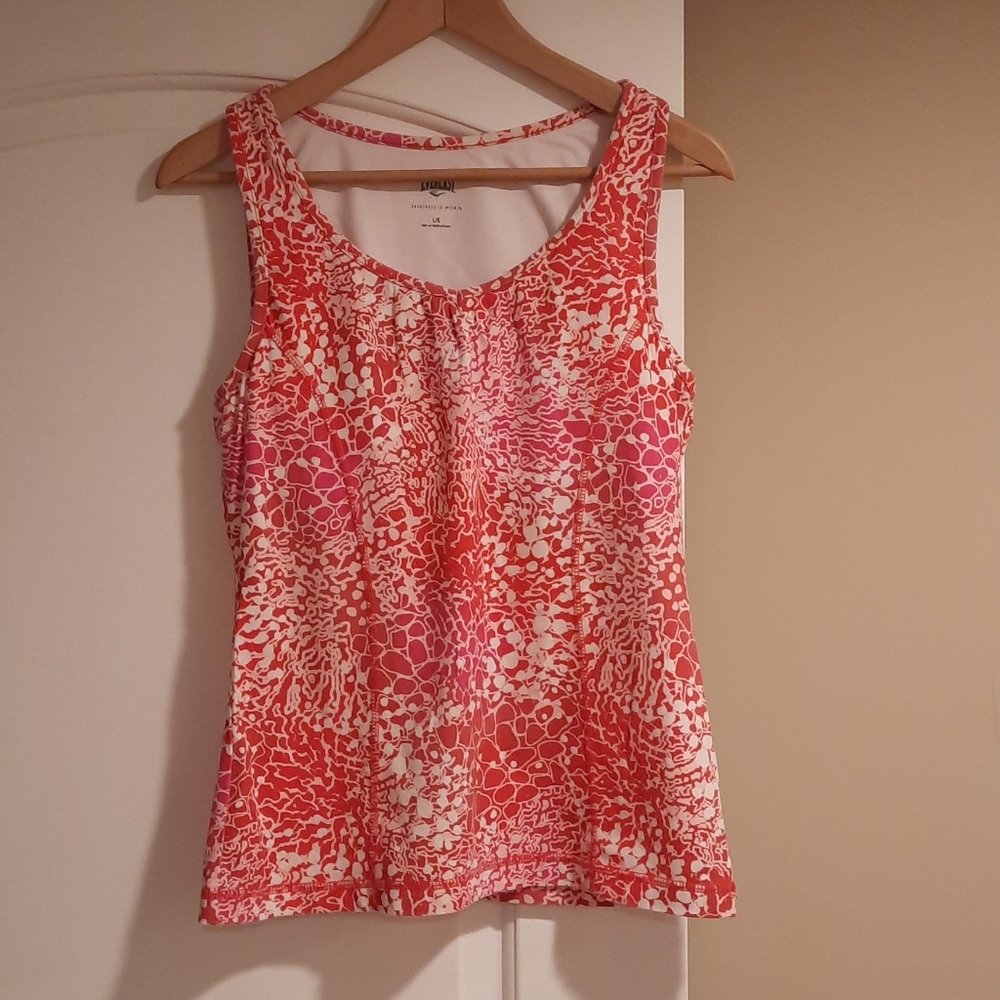 Everlast Sleeveless Workout Top